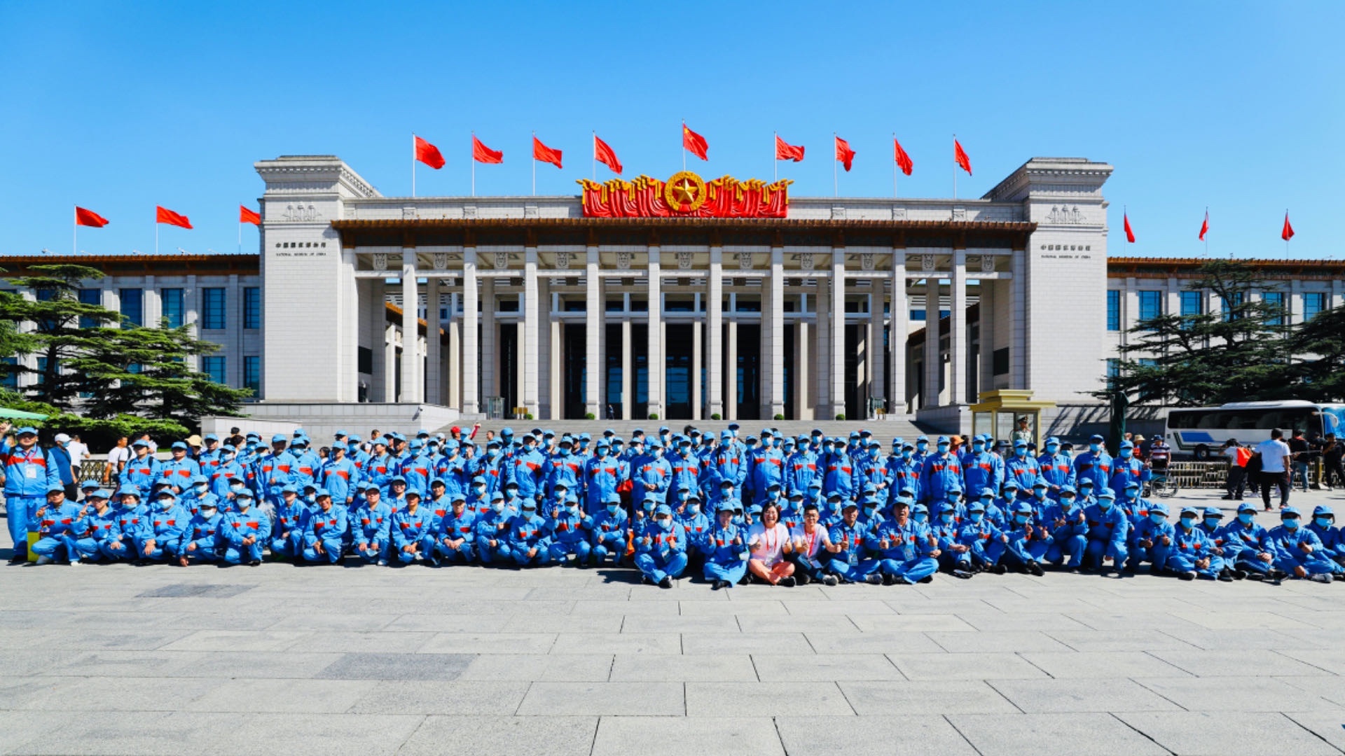 美汐清潔圓滿完成2023年國(guó)慶黃金周天安門廣場(chǎng)和奧林匹克公園的環(huán)境衛(wèi)生保障任務(wù)